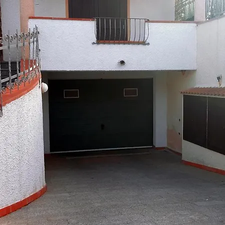 Houseancora Lejlighed *